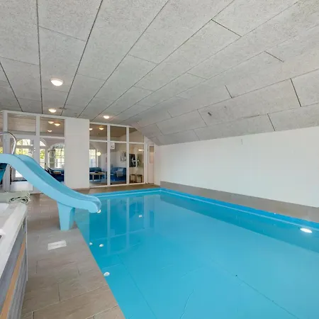 Large With Pool, Hot Tub And Activity In Husby Ulfborg