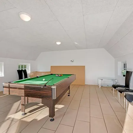 Large With Pool, Hot Tub And Activity In Husby * Ulfborg