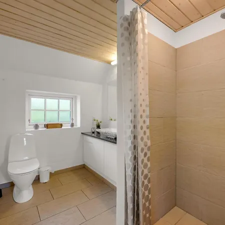Large With Pool, Hot Tub And Activity In Husby Ulfborg
