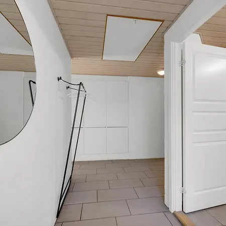 Large With Pool, Hot Tub And Activity In Husby Feriehus Ulfborg