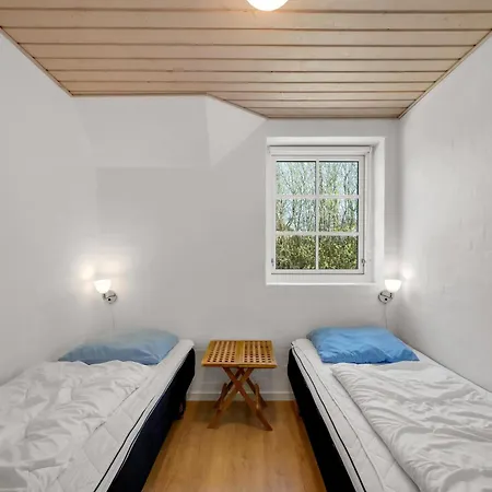 Large With Pool, Hot Tub And Activity In Husby Ulfborg