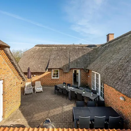 Large With Pool, Hot Tub And Activity In Husby