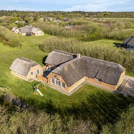 Feriehus Large With Pool, Hot Tub And Activity In Husby *